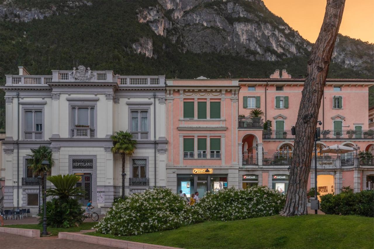 Апартаменти Attico La Rocca Рива-дель-Гарда Екстер'єр фото
